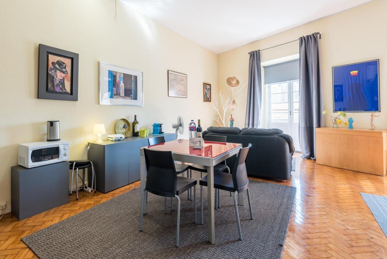 Guestready - Minimalistic Studio Downtown Porto Exterior photo